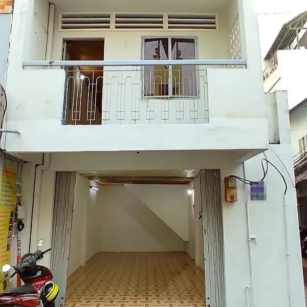 Cho thuê nhà căn góc HXH 480/Hoàng Sa Quận 3