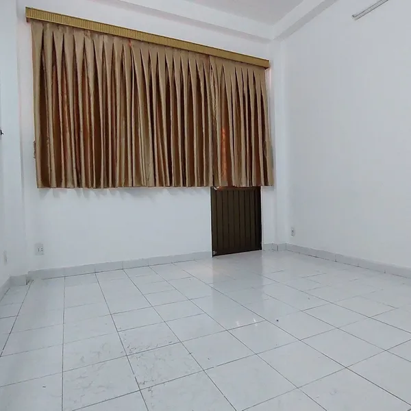 Cho thuê nhà hẻm 4m 502/ Nguyễn Đình Chiểu, phường 4, Quận 3, HCM