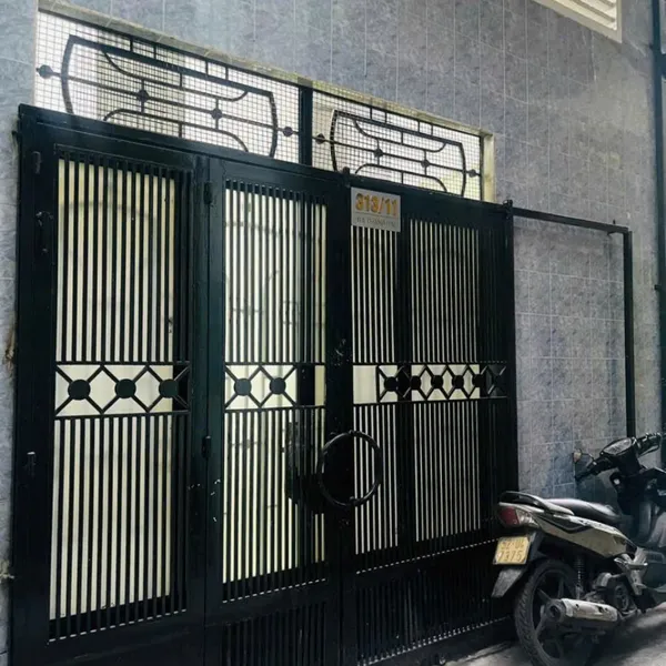 Bán nhà 5 tầng BTCT hẻm 313 đường Ba Tháng Hai Phường Vườn Lài HCM