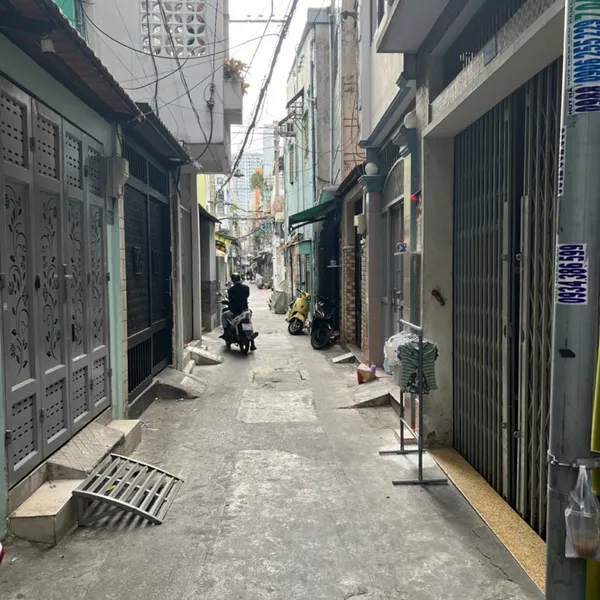 Bán nhà HXH 202/ Nguyễn Tiểu La, Phường 8, Quận 10