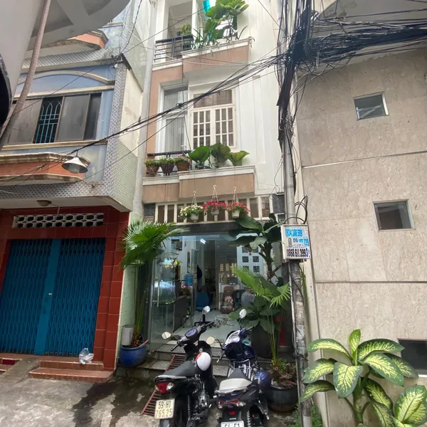 Bán nhà hẻm xe hơi 63/ đường 3/2, Phường 11, Quận 10