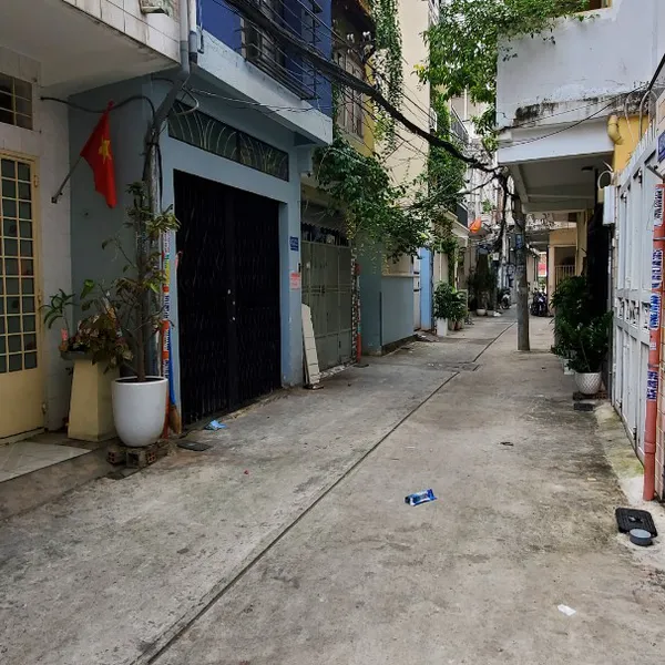 Cho thuê nhà nguyên căn hẻm thoáng 453/ Nguyễn Đình Chiểu, Quận 3