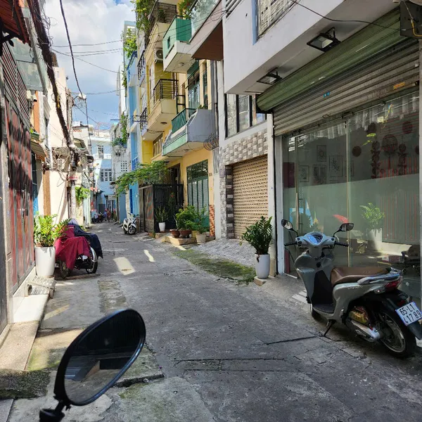 Bán nhà 4 lầu BTCT hẻm 185 đường 3/2, Quận 10, giá 9 tỷ