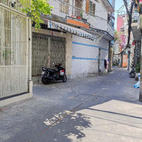 HIẾM *** P10. Q10- CĂN ĐÔI HXH LÝ THÁI TỔ - NGAY BV NHI ĐỒNG 1 - 5.5x 9m - 8.8TỶ