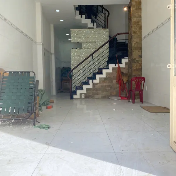 Cho thuê Nhà mặt tiền 194 Tân Phước, P.7, Quận 10, HCM