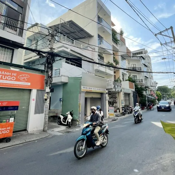 Cho thuê Nhà mặt tiền Bùi Văn Thêm, Phường 9, Quận Phú Nhuận