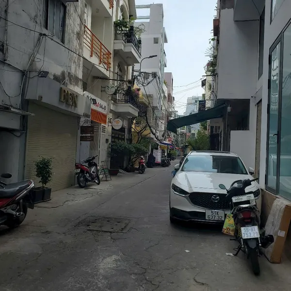 Cho thuê nhà Hẻm 157/ đường 3/2, P11, Quận 10, HCM