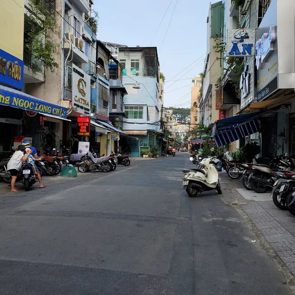 Bán nhà hẻm xe hơi 543/ Nguyễn Đình Chiễu, Quận 3