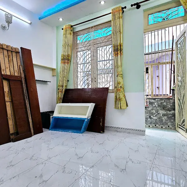 Cho thuê nhà mới Hẻm ba gác 474/ Nguyễn Tri Phương, Phường 9, Quận 10, HCM