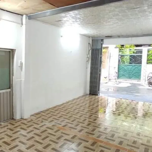 Cho thuê nhà căn góc HXH 480/Hoàng Sa Quận 3