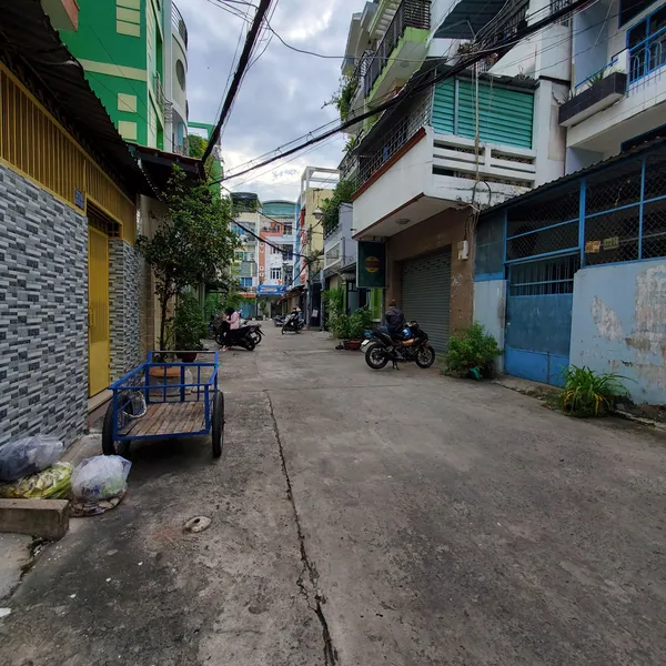Cho thuê nhà mới HXH 377/ Nguyễn Tri Phương Phường 5 Quận 10