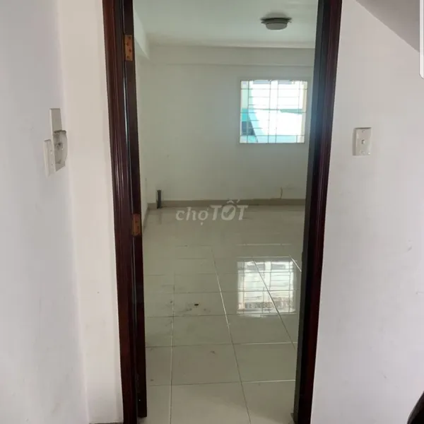 Cho thuê Nhà hẻm xe hơi 104 Thành Thái, P.12, Quận 10