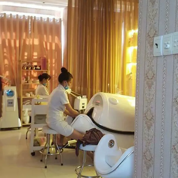 Cho thuê Nhà hẻm xe hơi 285/ Cách mạng Tháng Tám Quận 10 HCM