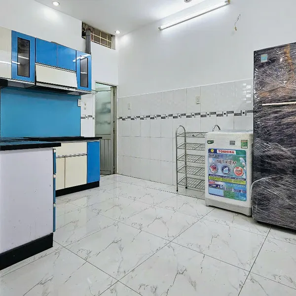 Cho thuê nhà mới Hẻm ba gác 474/ Nguyễn Tri Phương, Phường 9, Quận 10, HCM