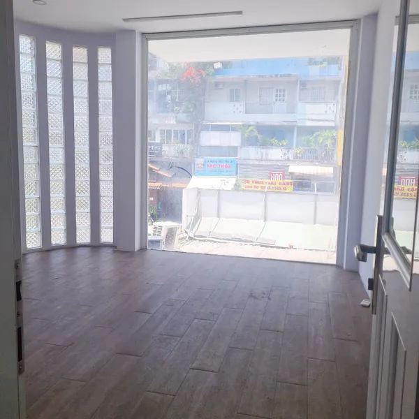 Cho thuê nhà mặt tiền Điện Biên Phủ, P. Đakao, Quận 1