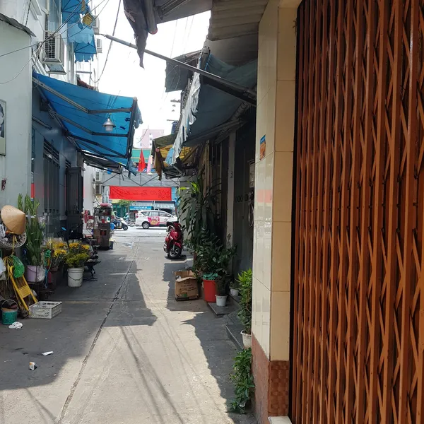 Cần Bán Nhà hẻm 4m Nguyễn Văn Cừ, P. Cầu Kho, Quận 1