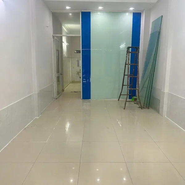 Cho thuê nhà Hẻm 157/ đường 3/2, P11, Quận 10, HCM