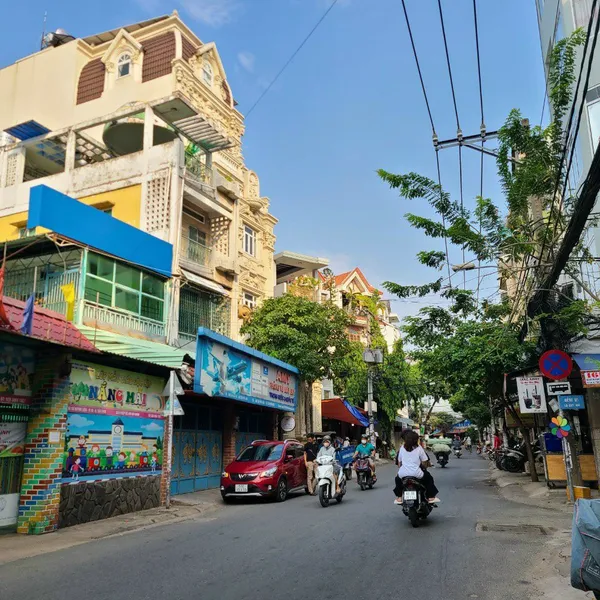 Cho thuê Nhà HXH 343/ Tô Hiến Thành Quận 10