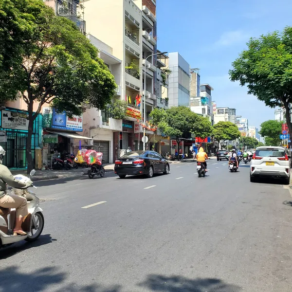 Cho thuê nhà mặt tiền đường Điện Biên Phủ Phường 11 Quận 10