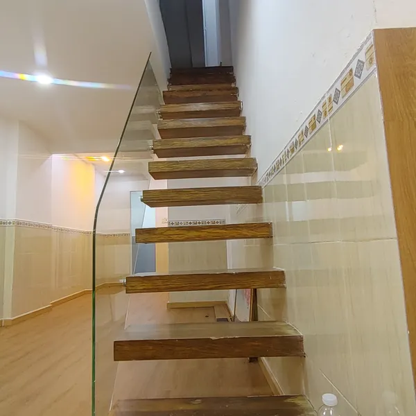 Bán nhà hẻm 3m 393 Lê Hồng Phong, Phường 2, Quận 10