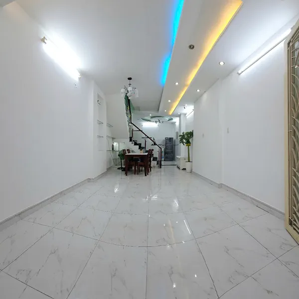 Cho thuê nhà mới Hẻm ba gác 474/ Nguyễn Tri Phương, Phường 9, Quận 10, HCM