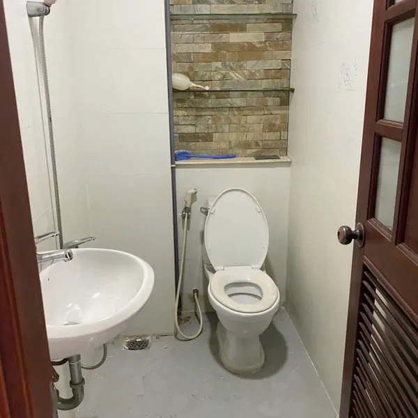 Cho thuê Nhà mặt tiền 194 Tân Phước, P.7, Quận 10, HCM
