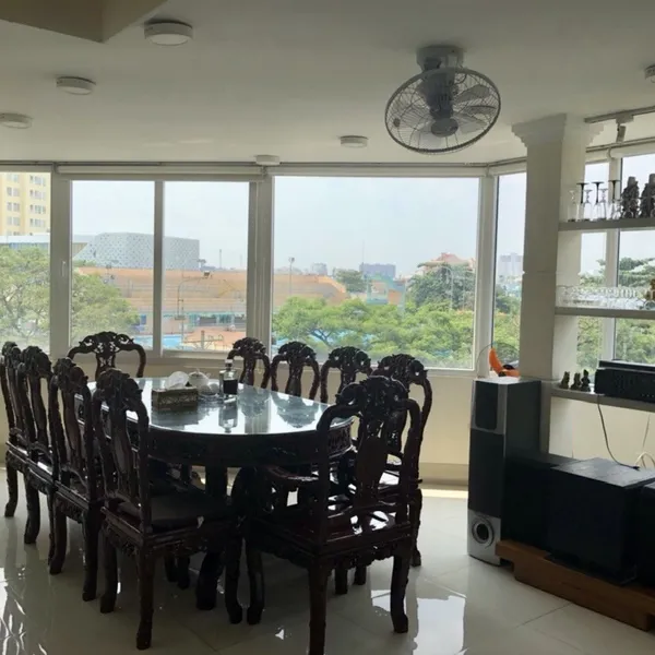 Cho thuê Nhà 2 mặt tiền đường khu Cư xá Bắc Hải Quận 10