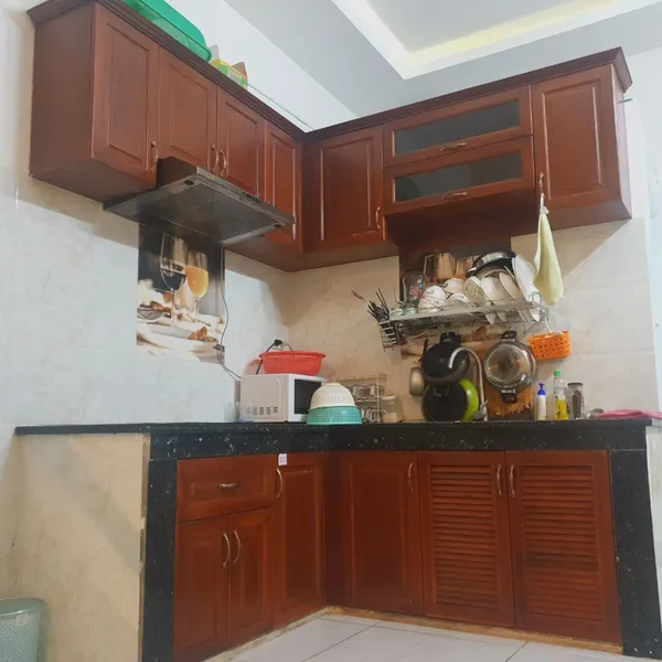 Cho thuê nhà full nội thất mặt tiền đường Trần Minh Quyền, Quận 10