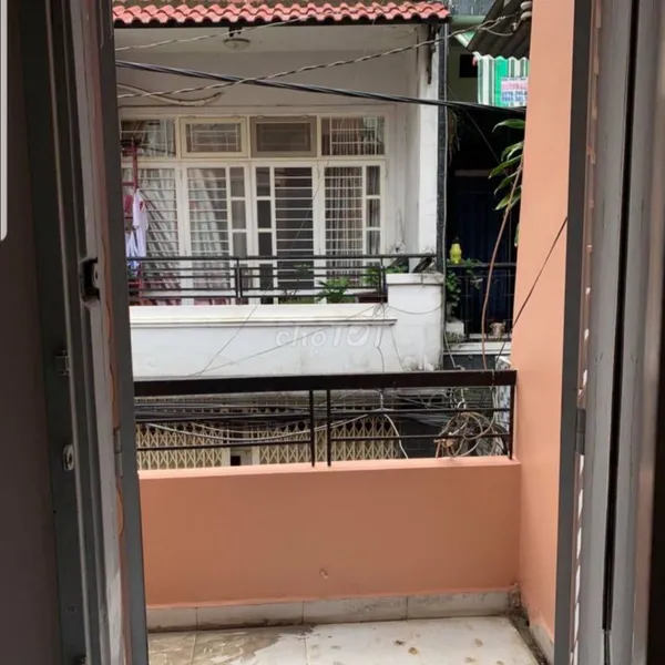 Cho thuê nhà hẻm 145 đường 3-2, P11, Quận 10