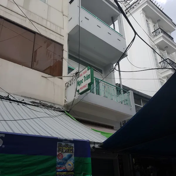 Cho thuê nhà hẻm xe hơi 384 Lý Thái Tổ, P10, Quận 10
