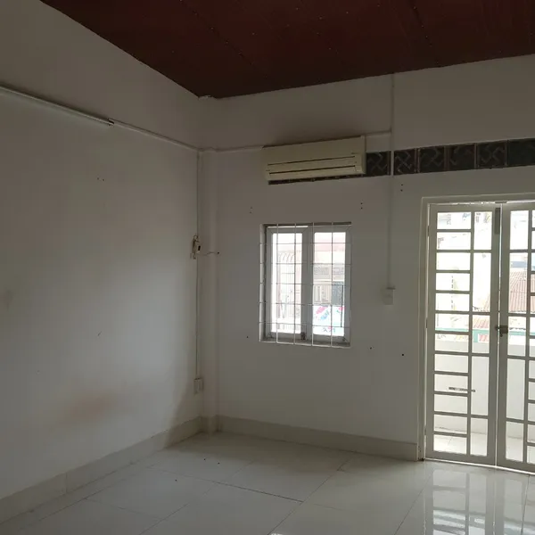 Cho thuê nhà hẻm xe hơi 384 Lý Thái Tổ, P10, Quận 10