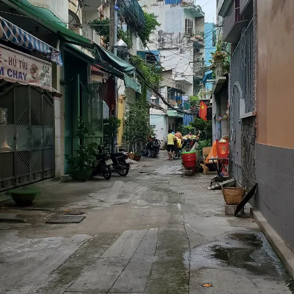 Cho thuê nhà hẻm 4m 417 Hòa Hảo