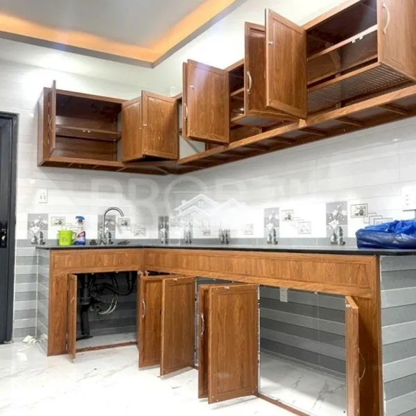 Cho thuê nhà hẻm 5m 153 Cao Thắng, P12, Quận 10