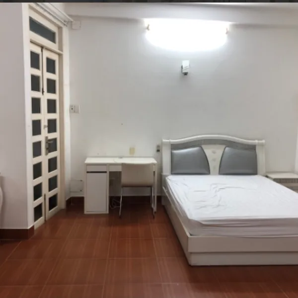 Cho thuê Nhà hẻm xe hơi 125 Nguyễn Thị Tần, P2, Quận 8.
