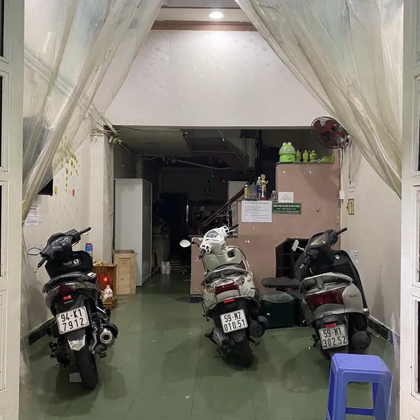 Cho thuê nhà hẻm xe hơi 207 đường 3-2, P11, Quận 10