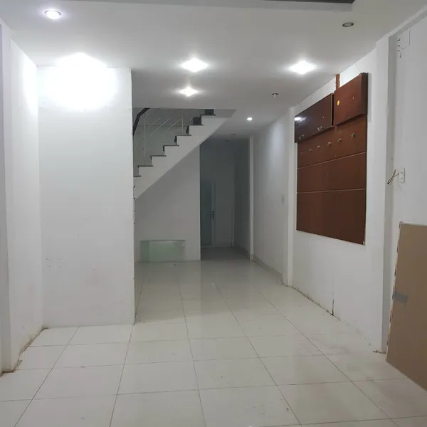 Cho thuê nhà hẻm xe hơi 407 Sư Vạn Hạnh, P12, Quận 10