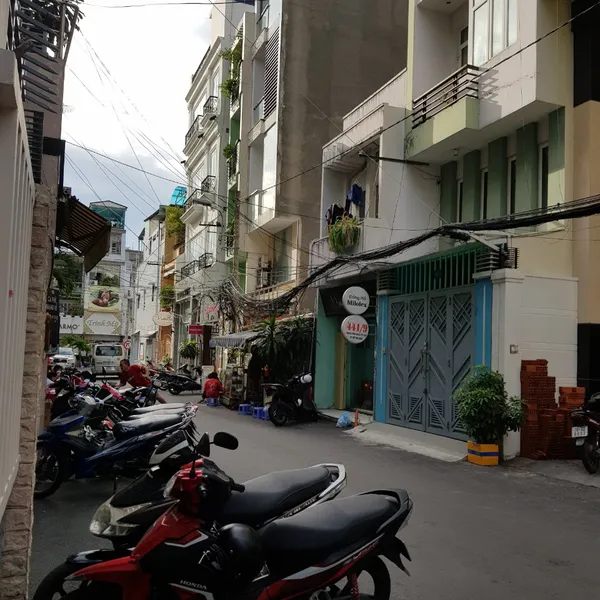 Cho thuê nhà hẻm xe hơi 441 Nguyễn Đình Chiễu, Quận 3