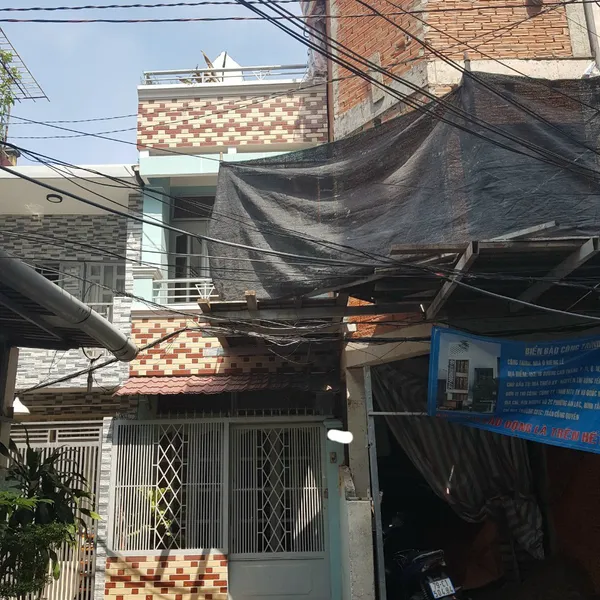 Cho thuê nhà HXH 5m 153 Cao Thắng, Quận 10