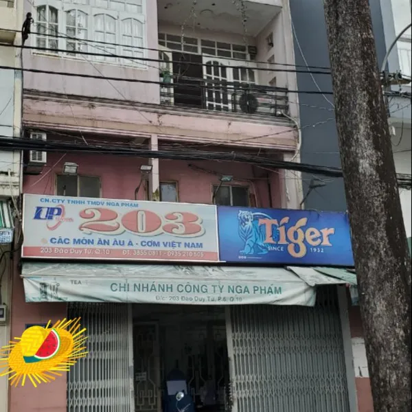 Cho thuê nhà mặt tiền rộng đường Đào Duy Từ  Quận 10 - phù hợp kinh doanh lớn