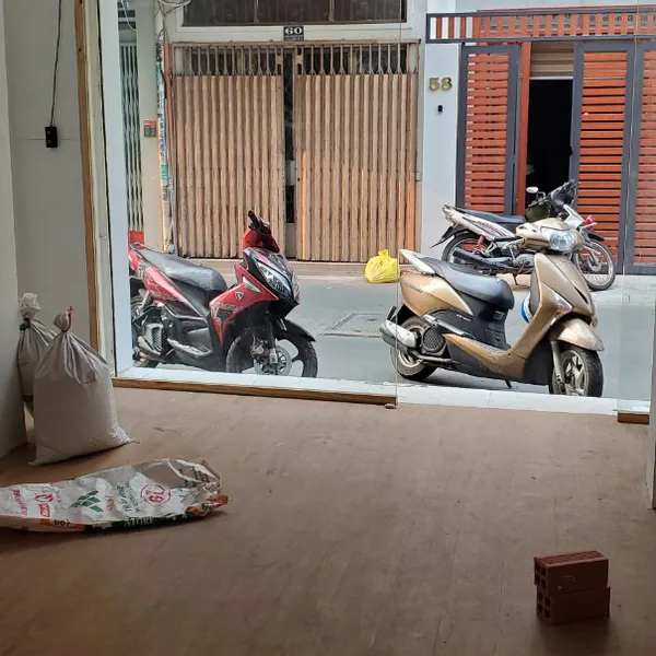 Cho thuê nhà mặt tiền đường số 4 Cư xá Đô Thành P4, Quận 3