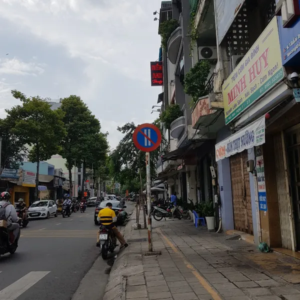 Cho thuê Nhà mặt tiền Trần Bình Trọng, P.1, Quận 5