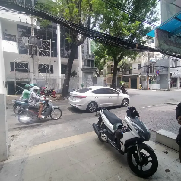 Cho thuê Nhà mặt tiền đường Hòa Hưng, P.12, Quận 10
