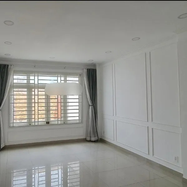 Cho thuê Nhà mặt tiền Nguyễn Ngọc Lộc, P.14, Quận 10