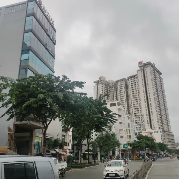 Cho thuê tòa nhà mặt tiền 85-86-87 Bến Vân Đồn, Quận 4