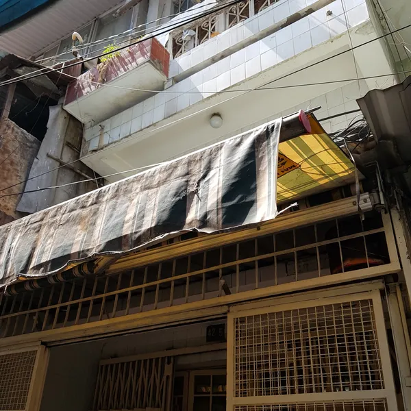 Cần Bán Nhà hẻm 4m Nguyễn Văn Cừ, P. Cầu Kho, Quận 1