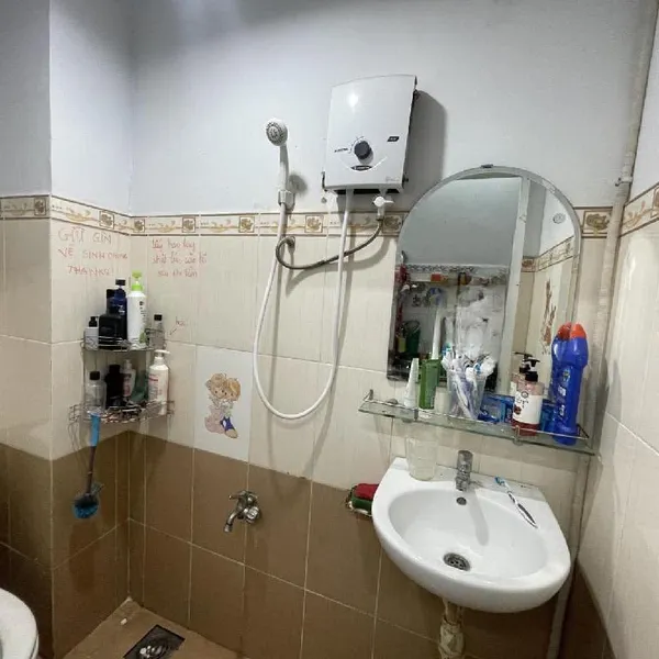 Bán nhà hẻm 384.40 Lý Thái Tổ, P. Vườn Lài, TPHCM