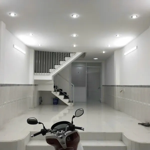 Cần bán nhà hẻm xe hơi 117/ Bàn Cờ, Quận 3