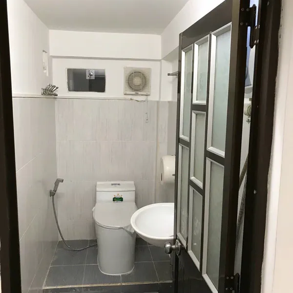 Cần bán nhà hẻm xe hơi 117/ Bàn Cờ, Quận 3