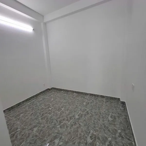 40. P1. Q10. BÁN NHÀ MỚI  ĐẸP - HXH TRẦN BÌNH TRỌNG -  4 LẦU - 4PN - 5WC - GIÁ 9