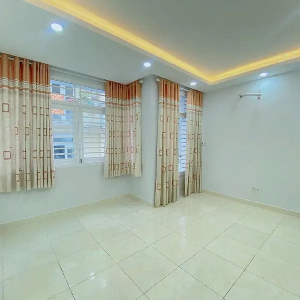 Bán nhà HXH 343/ Tô Hiến Thành P.14 Quận 10
